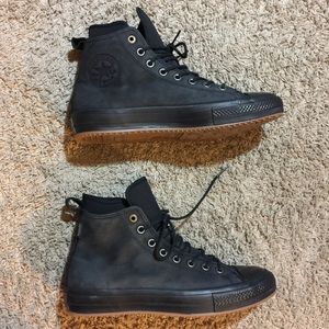 converse waterproof leather